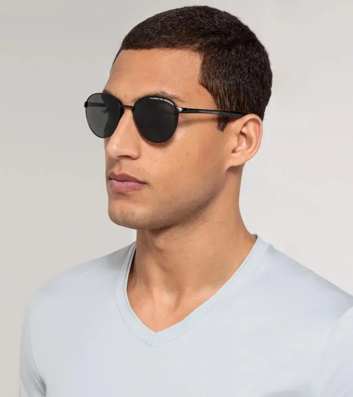 PORSCHE DESIGN Sunglasses P´8985 Sluneční brýle z titanu černé s kouřovými polarizovanými skly