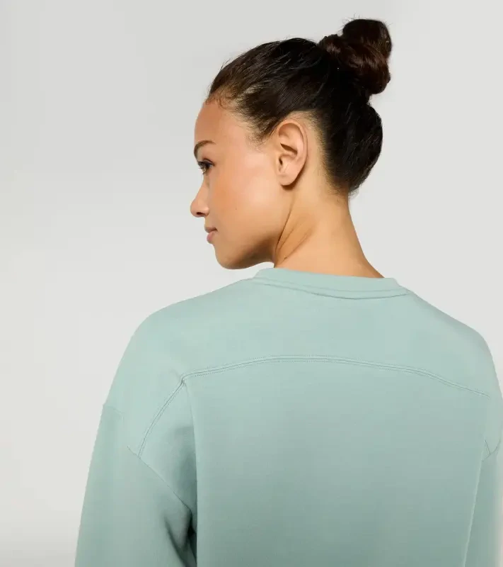 PORSCHE Crew-neck jumper Cayenne Electric Lifestyle Svetr dámský s výstřihem ke krku krátký volnočasový sportovní mátová zelená