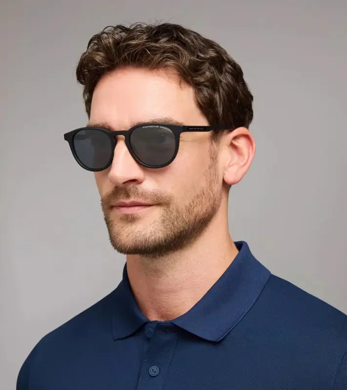 PORSCHE DESIGN P´86025 Sunglasses EDITION A #2 Uni Sluneční brýle nadčasového klasického tvaru černé se světle modrými skly