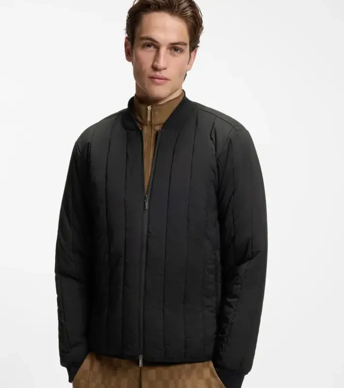 PORSCHE DESIGN Three-in-one jacket Porsche x BOSS  Bunda lehká bomberka ve třech variantách s reliéfním logem černá