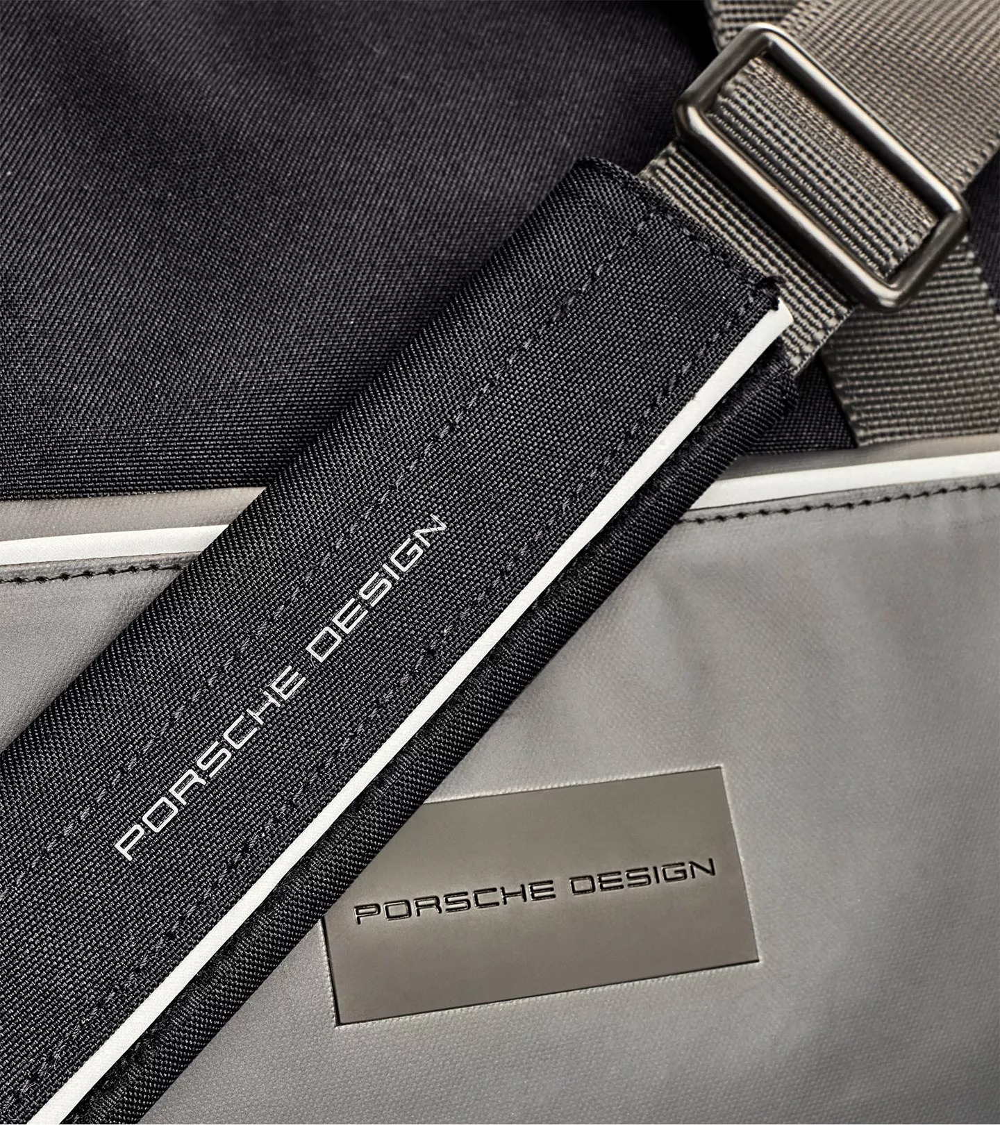 Porsche Design Urban Eco Weekender Cestovní taška černá black