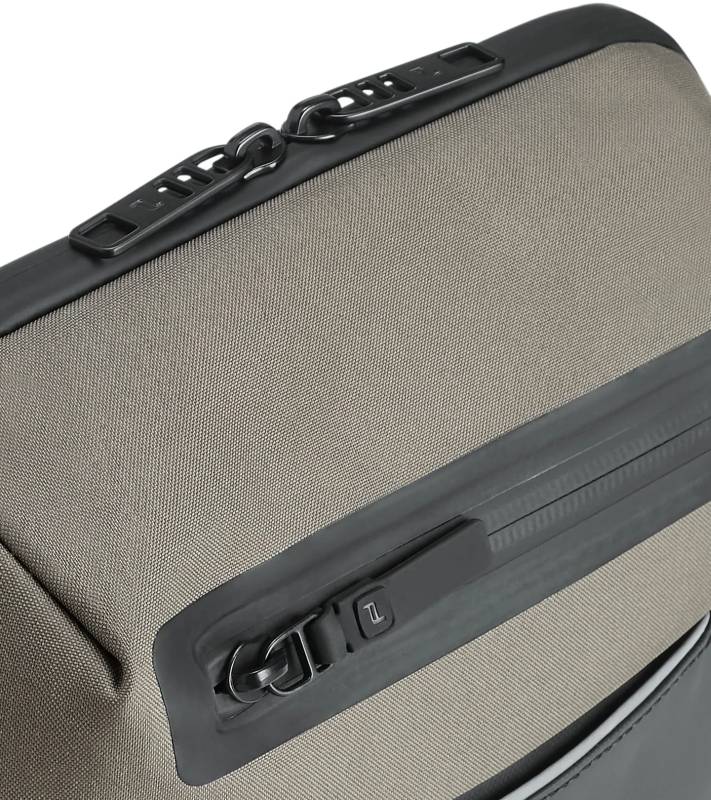 PORSCHE DESIGN Urban Eco Shoulder Bag S Taška přes rameno šedá