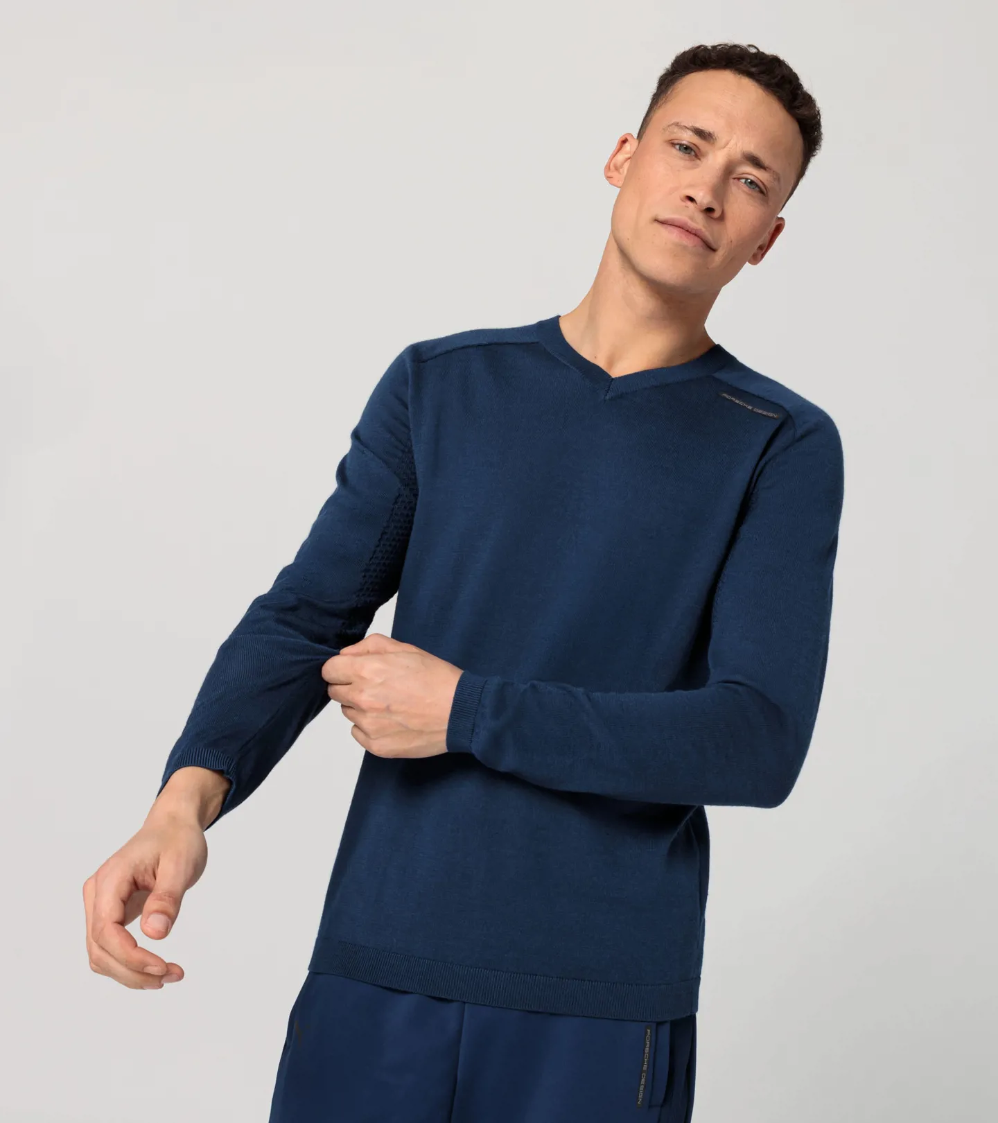PORSCHE DESIGN EvoKNIT® V-Neck Jumper Pullover Svetr sportovní funkční s výstřihem do V perská modrá