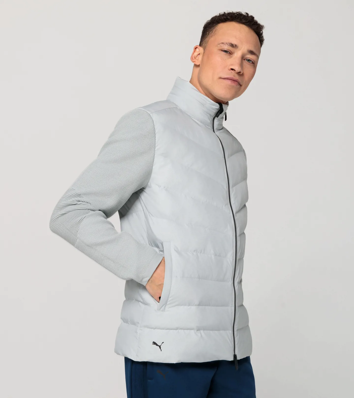PORSCHE DESIGN Hybrid Jacket Volnočasová prošívaná bunda s pletenými rukávy popelavě šedá