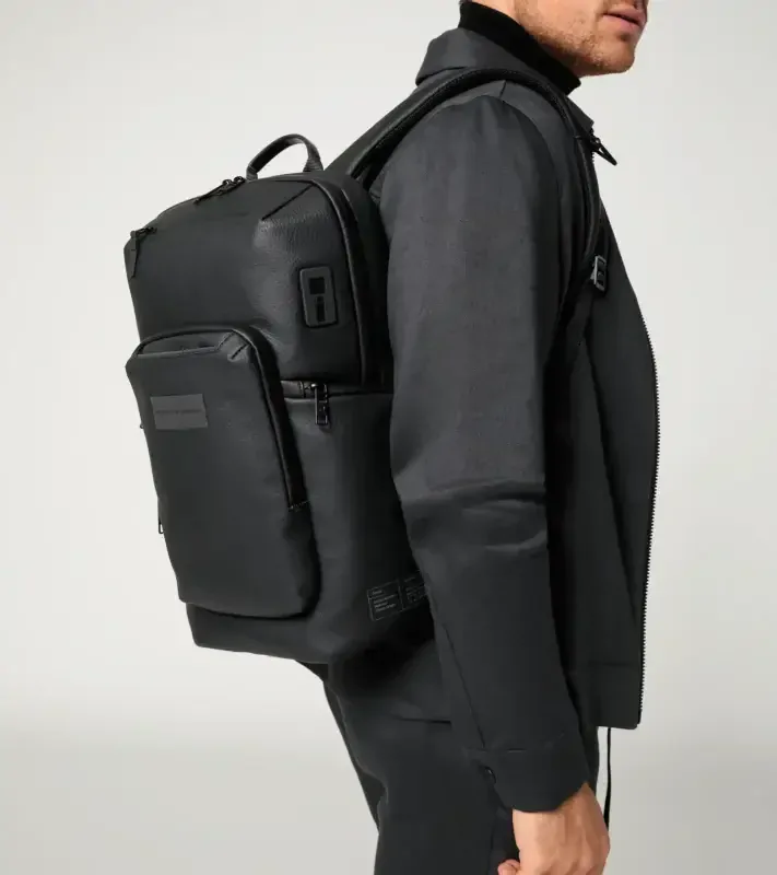 PORSCHE DESIGN Urban Eco RL Backpack S Batoh do města velikost S černý
