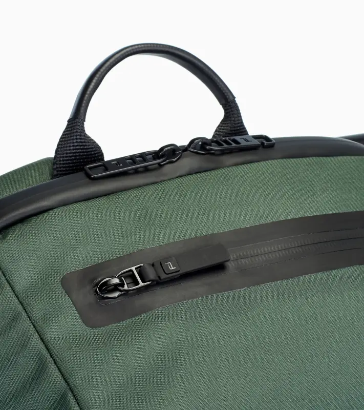 PORSCHE DESIGN Urban Eco Backpack XS Batoh na záda menší lesní zelená