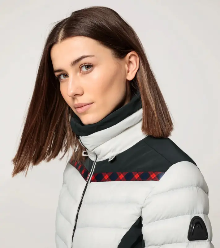PORSCHE HEAD Women's Ski Jacket Turbo No. 1 Bunda lyžařská dámská s odnímatelnou kapucí alpská bílá s kostkovanými motivy