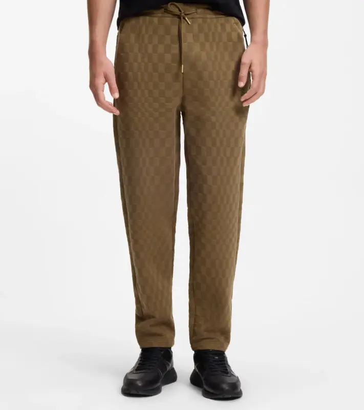 PORSCHE DESIGN Tracksuit Bottoms with Pascha Pattern Porsche x BOSS Kalhoty volnočasové sportovní se žakárovým vzorem šachovnice v hnědé camelce