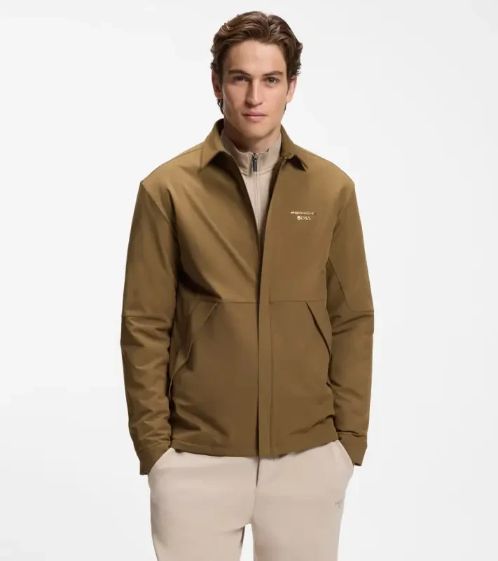 PORSCHE DESIGN Relaxed-fit overshirt with light padding Porsche x BOSS Bundokošile s lehkým zateplením s reliéfním logem hnědá camelka