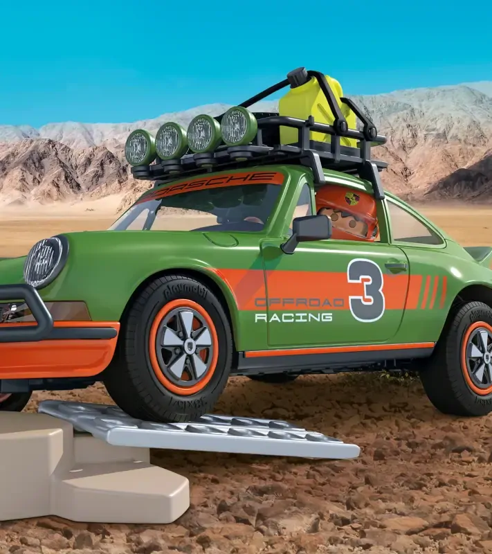 PORSCHE PLAYMOBIL® 911 Carrera RS 2.7 Offroad Model auta stavebnice 47 dílů s doplňky zelená