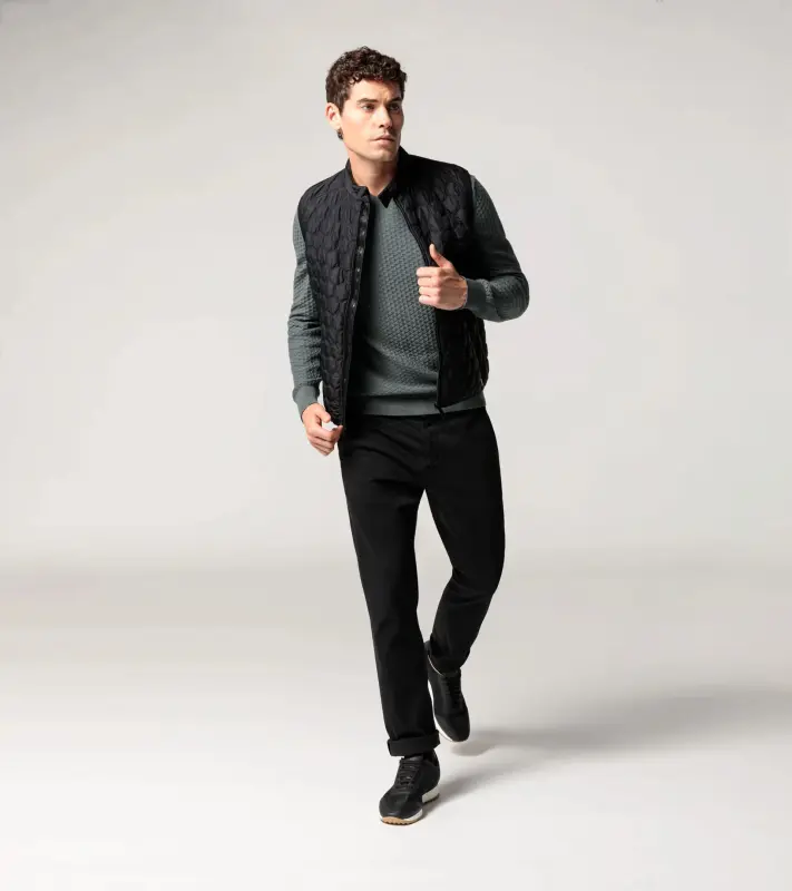 PORSCHE DESIGN Lightweight Vest Vesta prošívaná odlehčená na zip s šestiúhelníkovým vzorem černá