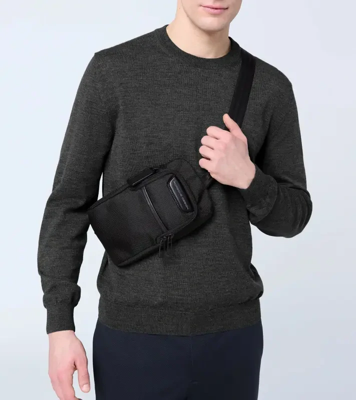 PORSCHE DESIGN Roadster Nylon Crossbody Bag Taška pouzdro diagonální do města s vnitřním organizérem na zip černé