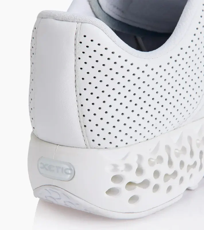 PORSCHE DESIGN Xetic V Sneakers Obuv volnočasová sportovní kožená odlehčená bílá