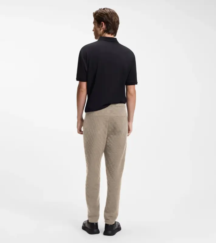 PORSCHE DESIGN Tracksuit Bottoms with Pascha Pattern Porsche x BOSS Kalhoty volnočasové sportovní se žakárovým vzorem šachovnice v béžové