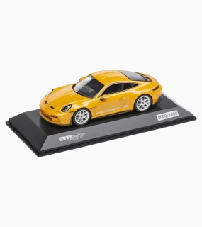 PORSCHE 911 S/T (992) Ltd Edition Model 1:43 žlutá